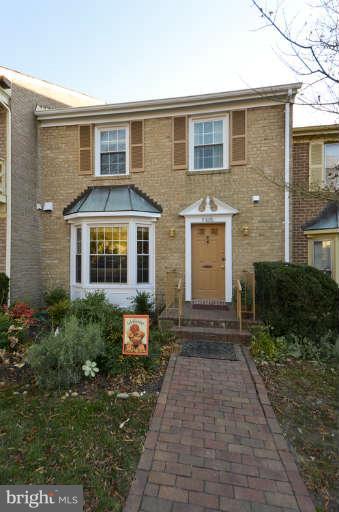4606 4th Road North Arlington, VA 22203 - Photo 30 of 30 Exterior (Front)