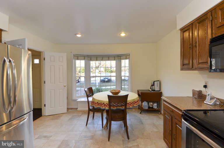 4606 4th Road North Arlington, VA 22203 - Photo 10 of 30 Kitchen
