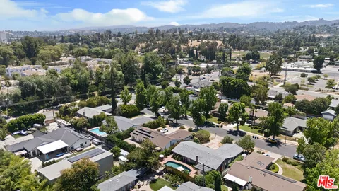 $1,650,000 | 22429 Bessemer Street, Woodland Hills, CA 91367