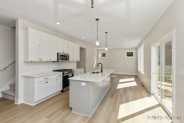 $514,900 | 8344 Kettle Oak Drive Southeast, Alto, MI 49302