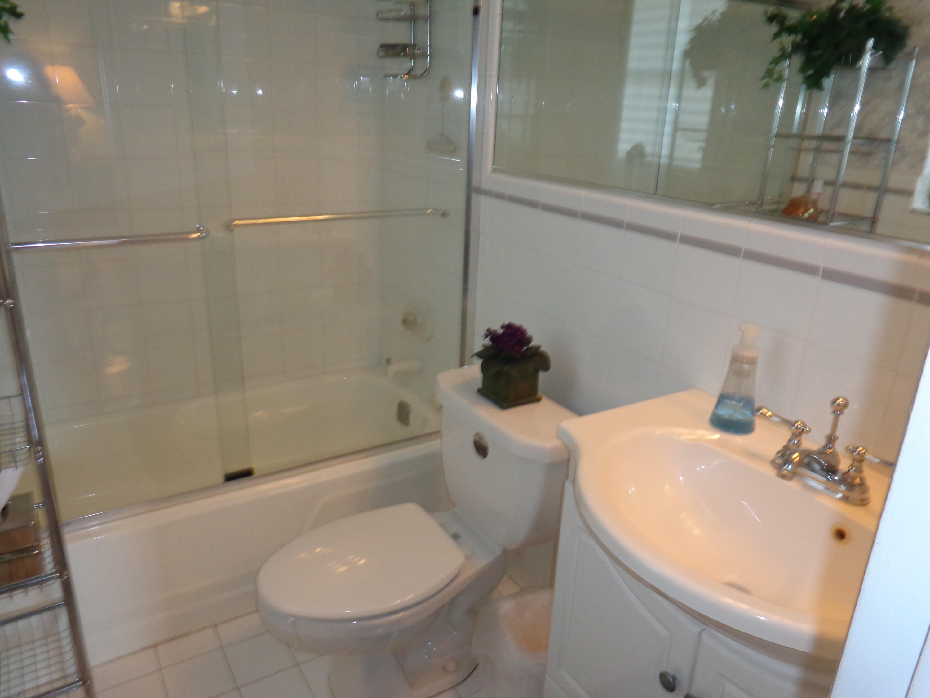 660 Dover Street, Unit A11 Boca Raton, FL 33487 - Photo 5 of 6 DSC00841