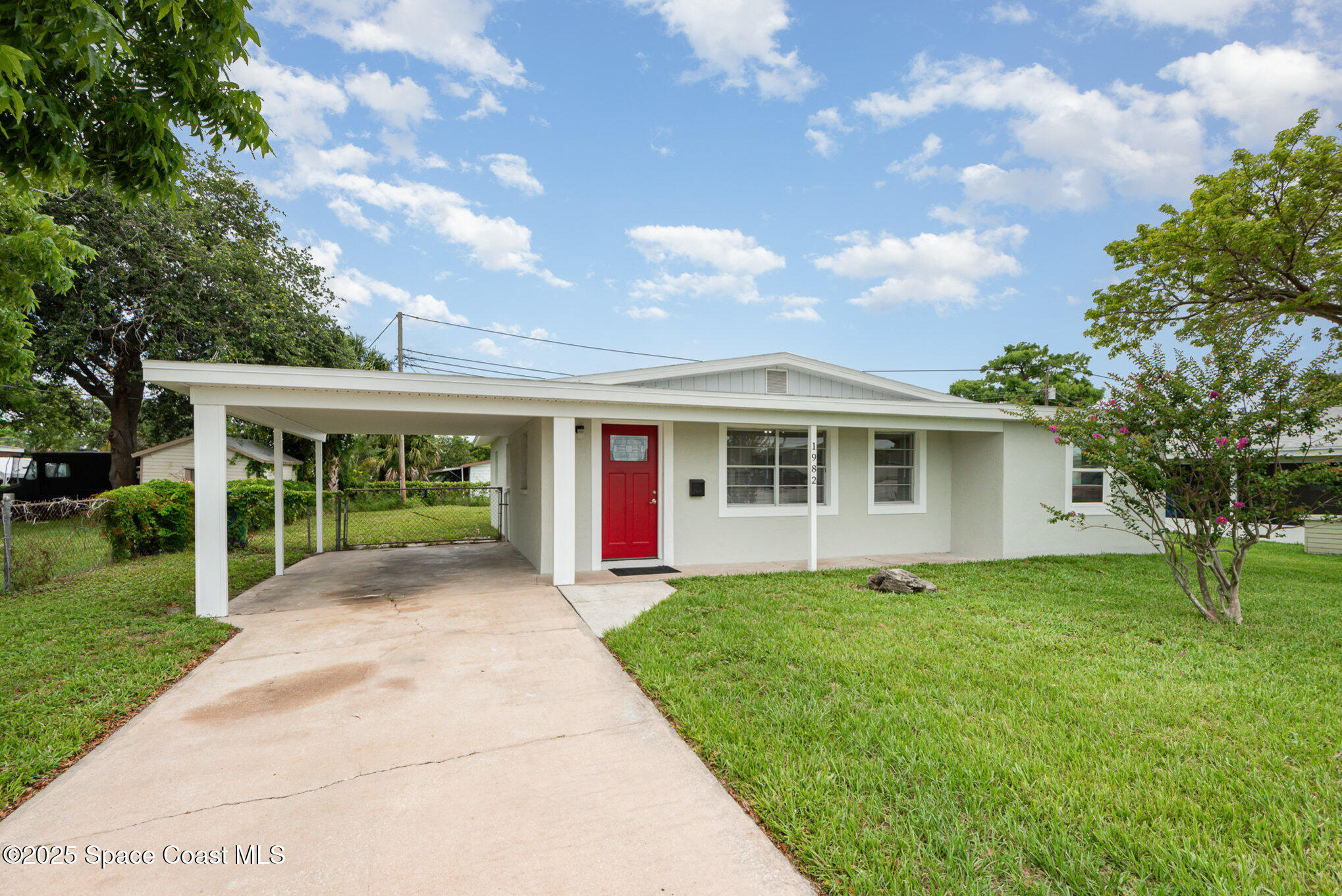1982 Post Road Melbourne, FL 32935 - Photo 2 of 42 002_file_408