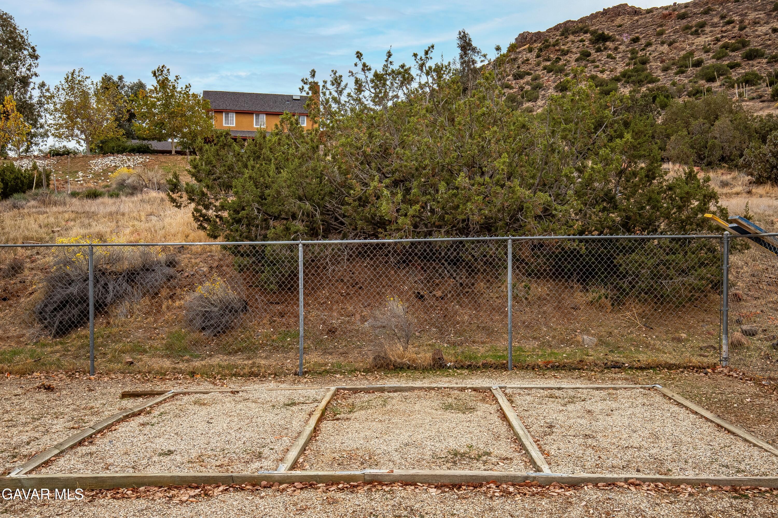 31741 Lake Meadow Road Acton, CA 93510 - Photo 30 of 59 IMG_2351_MLS