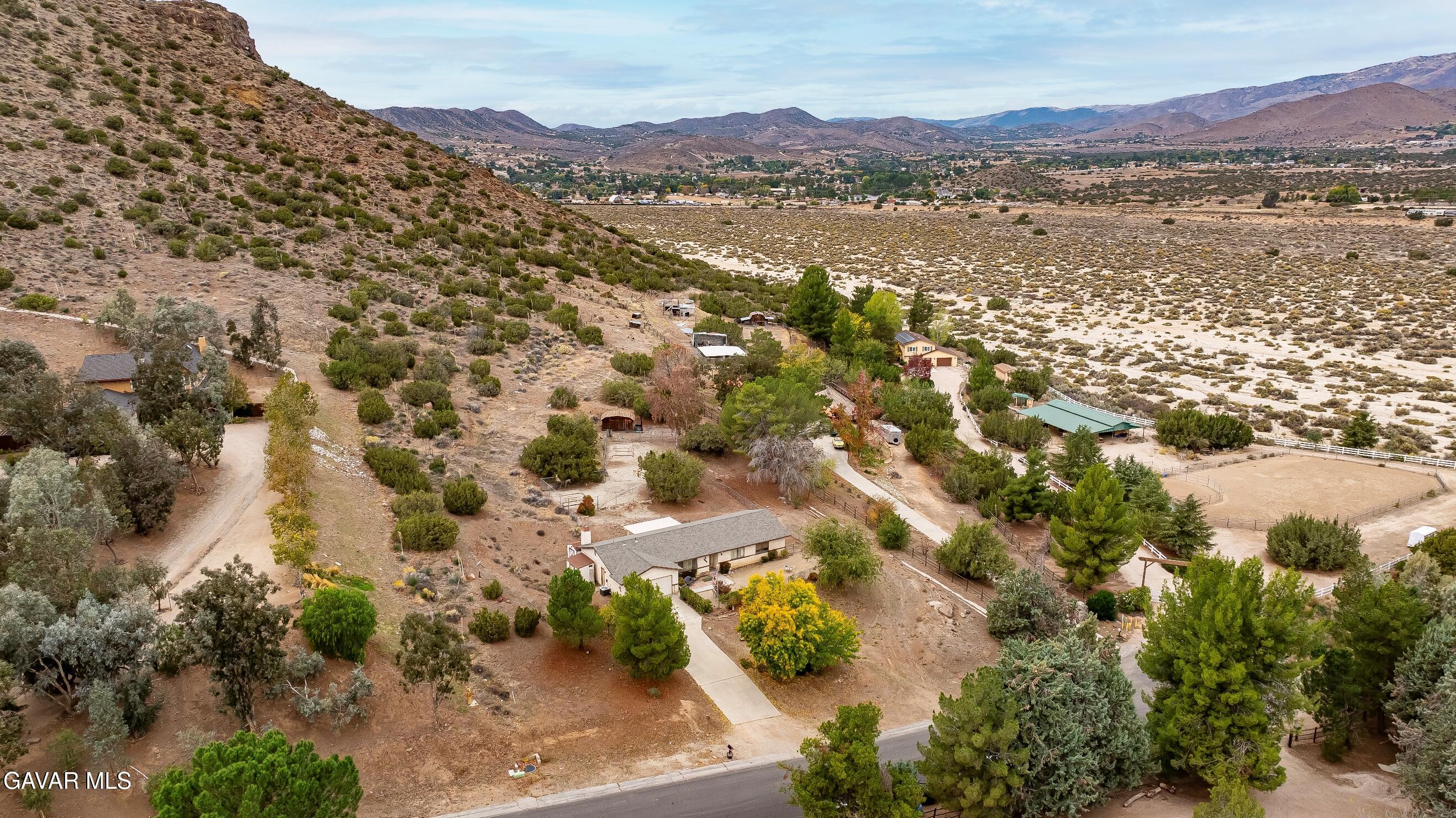 31741 Lake Meadow Road Acton, CA 93510 - Photo 3 of 59 DJI_20251112123713_0006_D_MLS