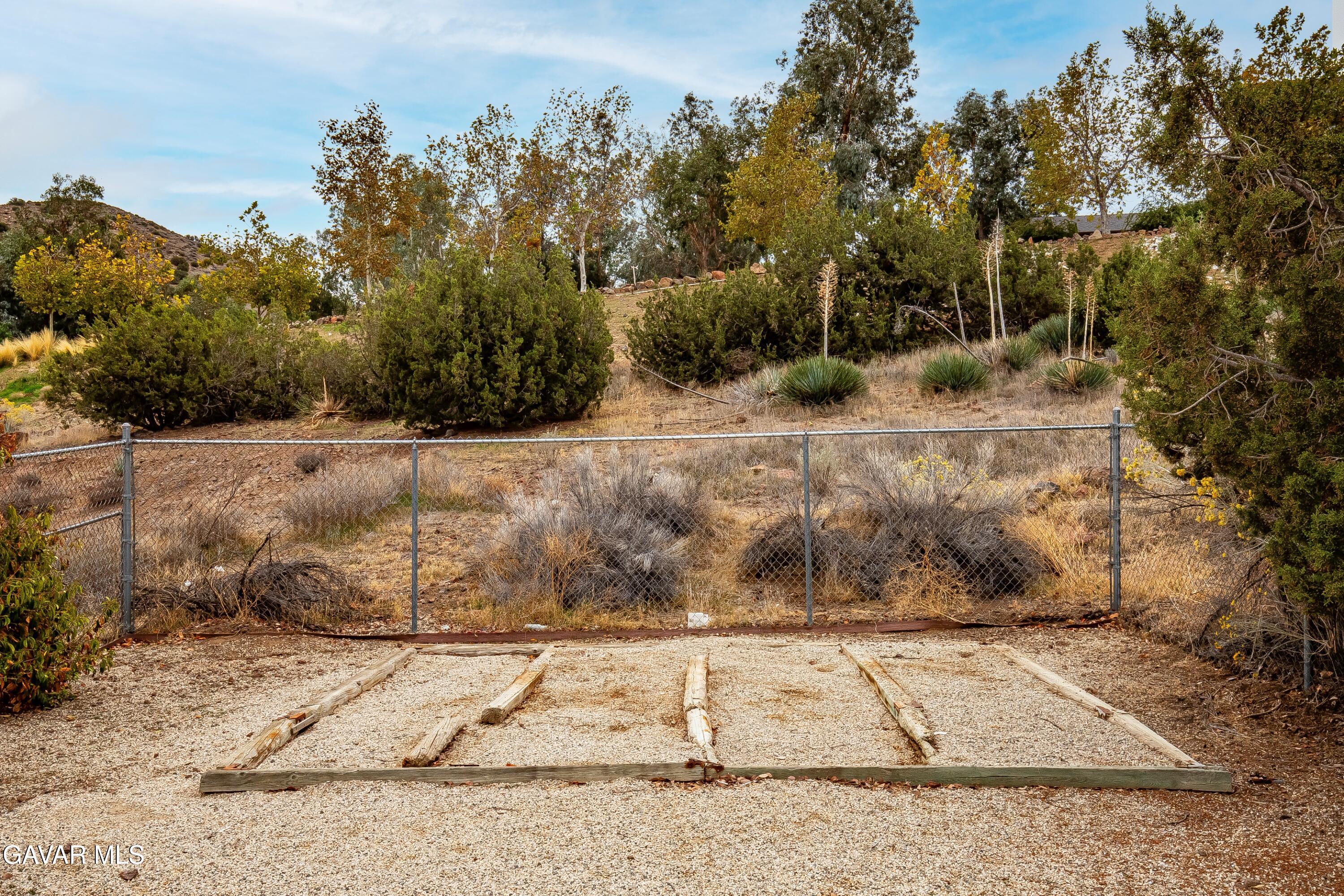 31741 Lake Meadow Road Acton, CA 93510 - Photo 31 of 59 IMG_2354_MLS