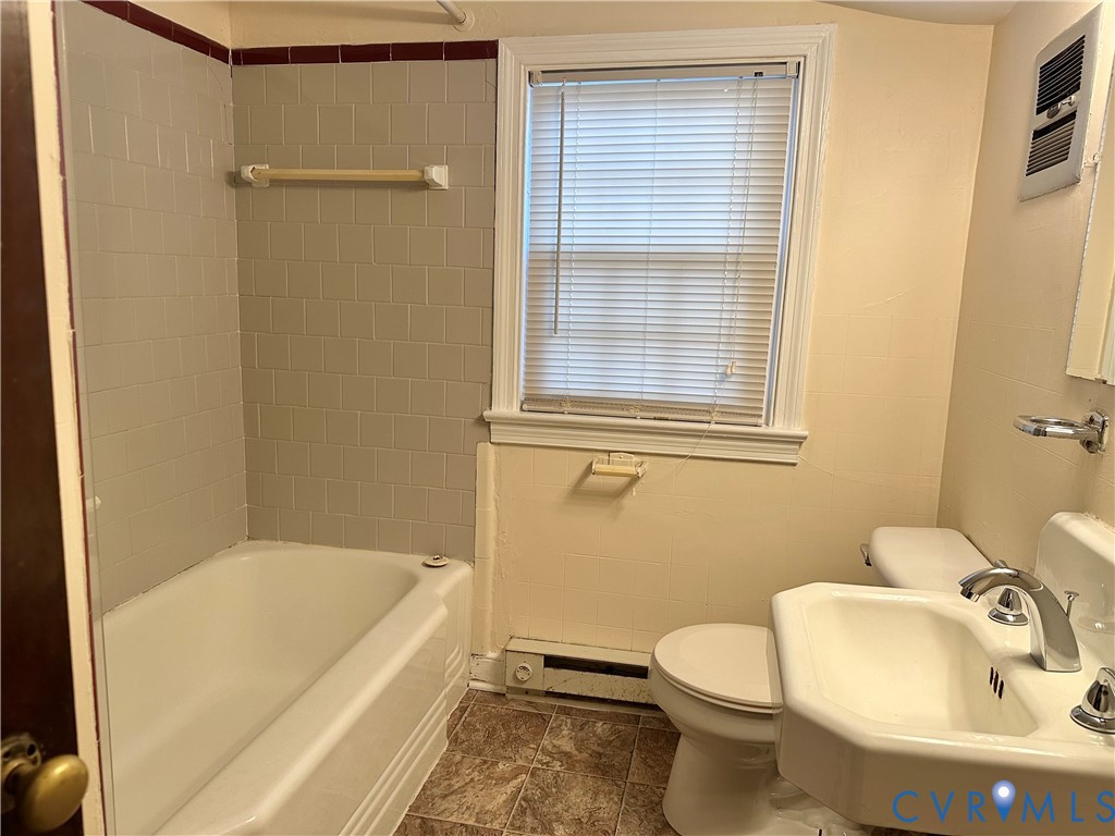 101 Conduit Road Colonial Heights, VA 23834 - Photo 22 of 25 Upstairs Unit