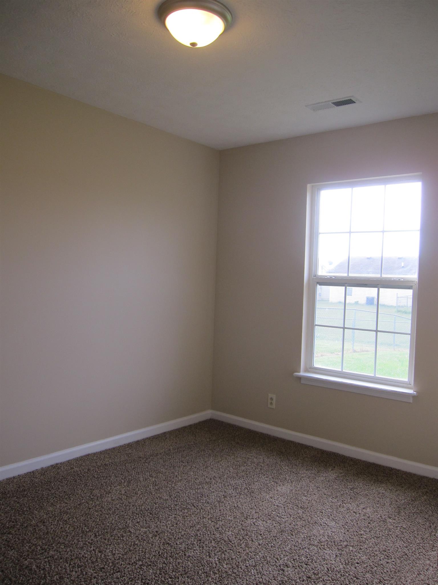 959 State Line Road Oak Grove, KY 42262 - Photo 7 of 10 Bedroom 2