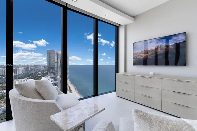 $19,950,000 | 18555 Collins Avenue, Unit 4405, Sunny Isles Beach, FL 33160