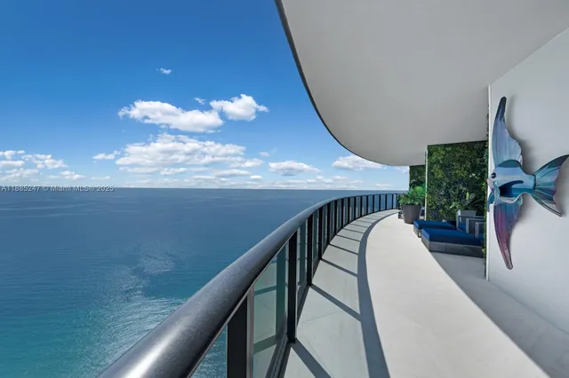 $19,950,000 | 18555 Collins Avenue, Unit 4405, Sunny Isles Beach, FL 33160