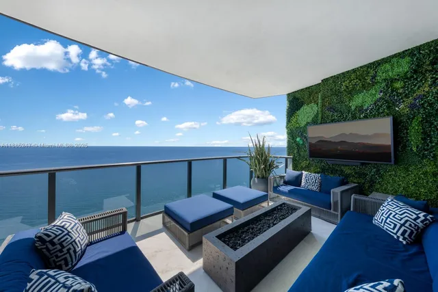 $19,950,000 | 18555 Collins Avenue, Unit 4405, Sunny Isles Beach, FL 33160