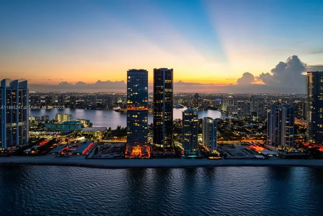 $19,950,000 | 18555 Collins Avenue, Unit 4405, Sunny Isles Beach, FL 33160
