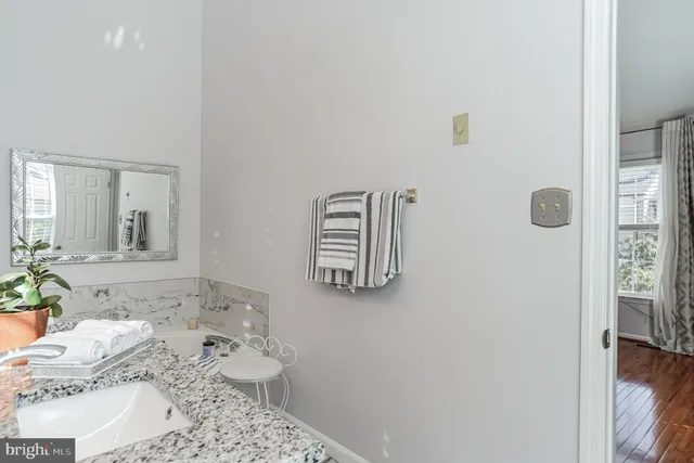 $3,500 | 6156 Wellington Commons Drive, Alexandria, VA 22310