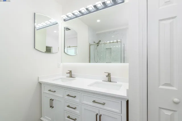 $2,995 | 16318 Maubert Avenue, Unit B, San Leandro, CA 94578