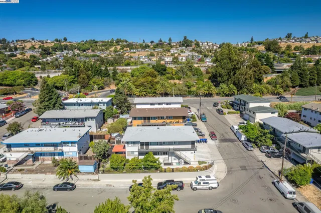 $2,995 | 16318 Maubert Avenue, Unit B, San Leandro, CA 94578