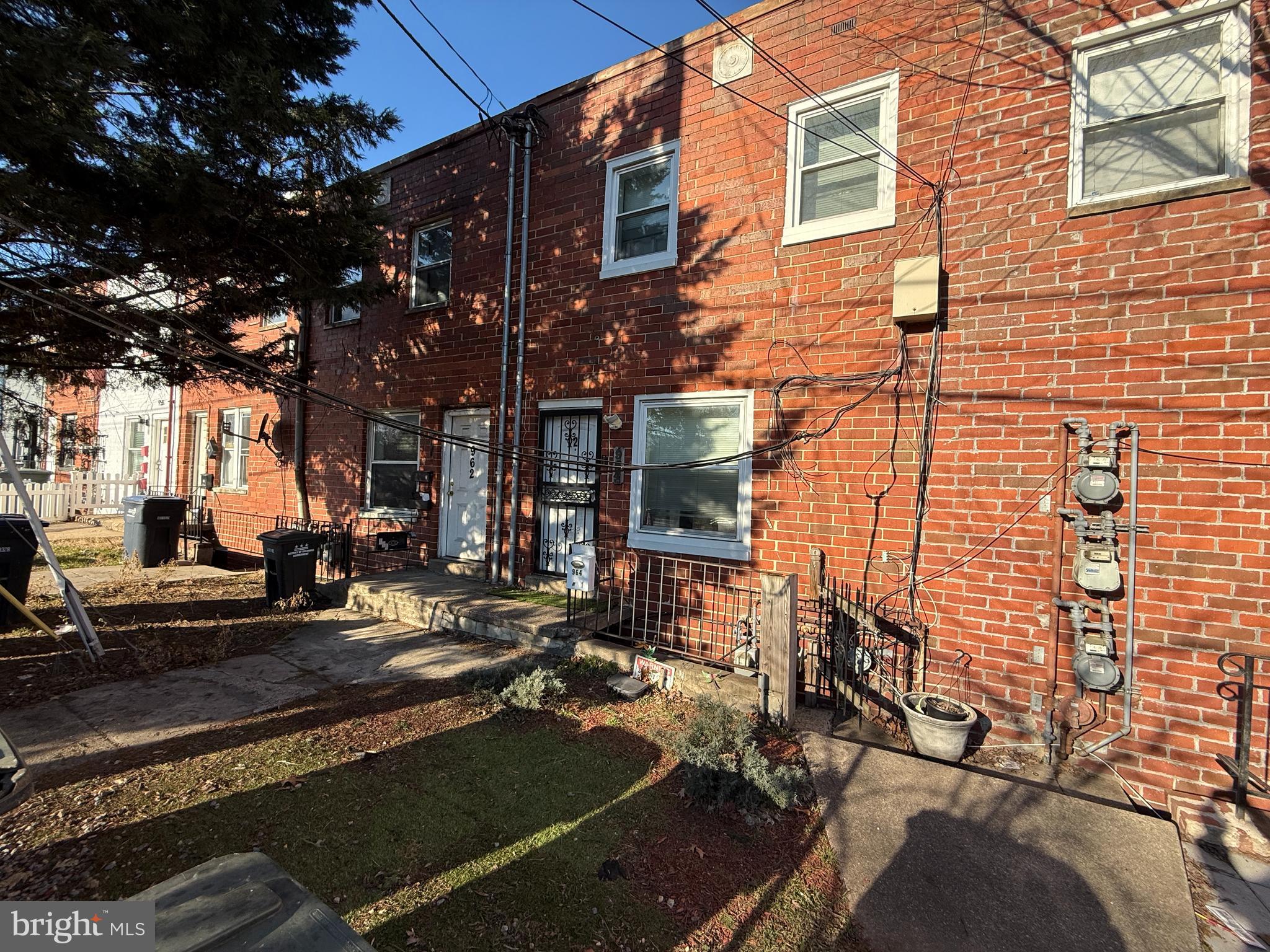 964 Mt Olivet Road Northeast Washington, DC 20002 - Photo 22 of 22 a view of a building with sitting area