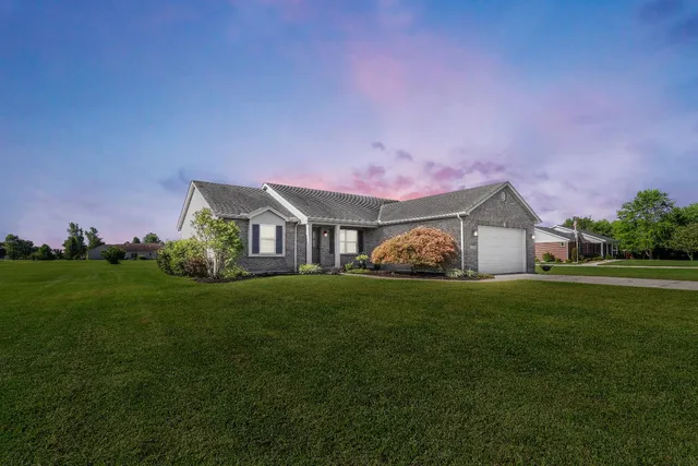 $375,000 | 1068 Oak Haven Lane, West Harrison, IN 47060