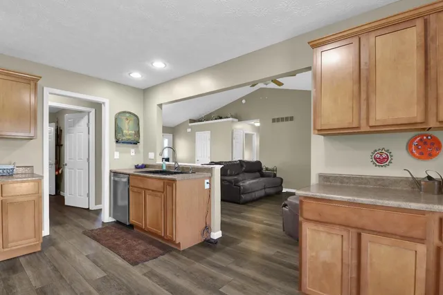 $375,000 | 1068 Oak Haven Lane, West Harrison, IN 47060