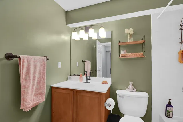 $375,000 | 1068 Oak Haven Lane, West Harrison, IN 47060