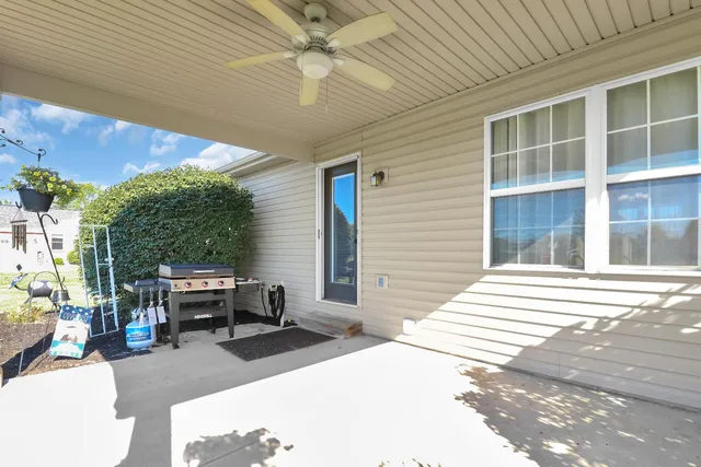 $375,000 | 1068 Oak Haven Lane, West Harrison, IN 47060