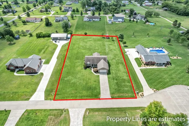 $375,000 | 1068 Oak Haven Lane, West Harrison, IN 47060