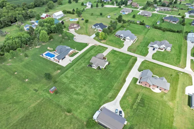 $375,000 | 1068 Oak Haven Lane, West Harrison, IN 47060