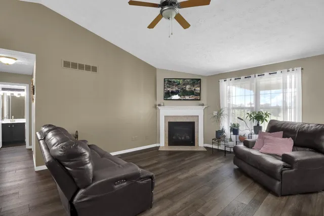 $375,000 | 1068 Oak Haven Lane, West Harrison, IN 47060