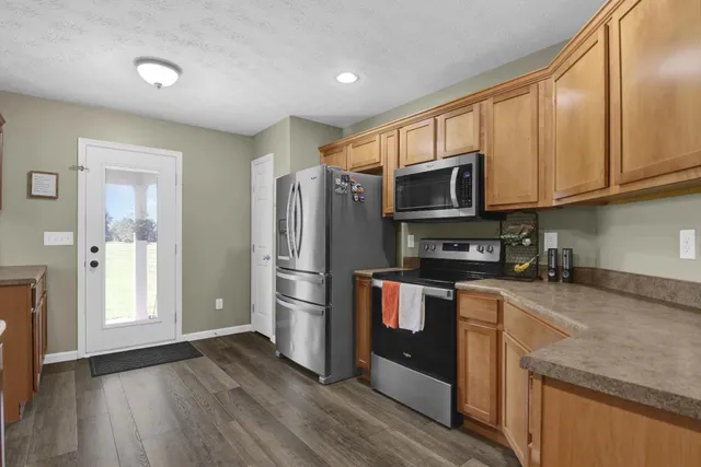 $375,000 | 1068 Oak Haven Lane, West Harrison, IN 47060