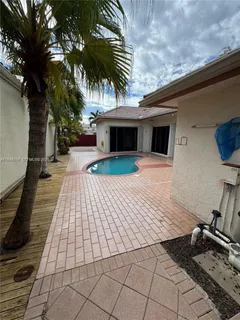 $575,000 | 212 Citrus Trail, Boynton Beach, FL 33436