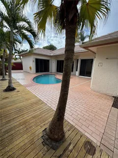$575,000 | 212 Citrus Trail, Boynton Beach, FL 33436