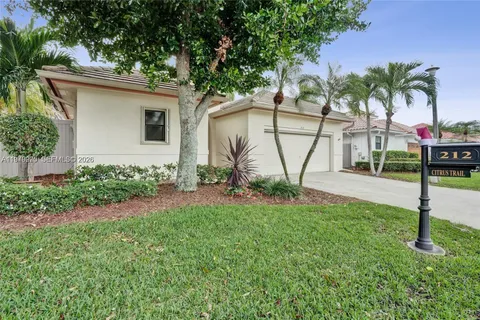 $575,000 | 212 Citrus Trail, Boynton Beach, FL 33436