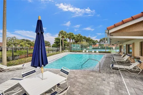 $575,000 | 212 Citrus Trail, Boynton Beach, FL 33436