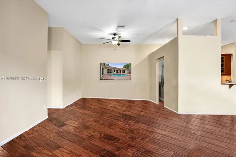 $575,000 | 212 Citrus Trail, Boynton Beach, FL 33436