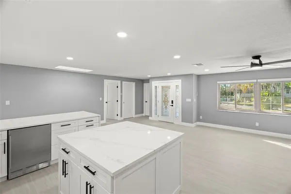 a view of utility room with washer and dryer
