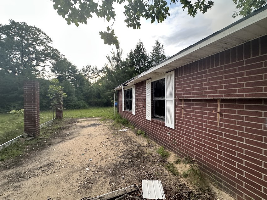 786 County Road 4070 Bon Wier, TX 75928 - Photo 4 of 5