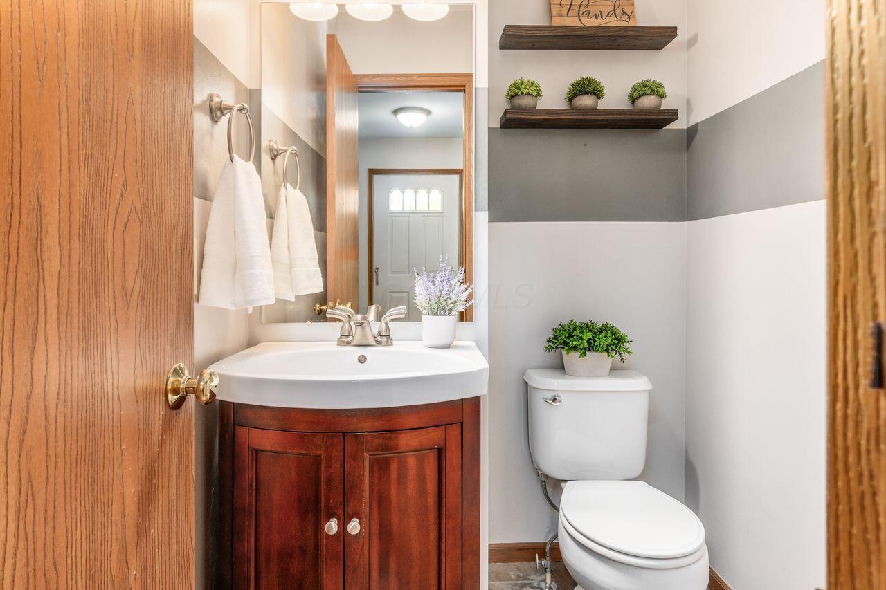 337 Holly Grove Road Lewis Center, OH 43035 - Photo 22 of 50 1st floor Half Bath