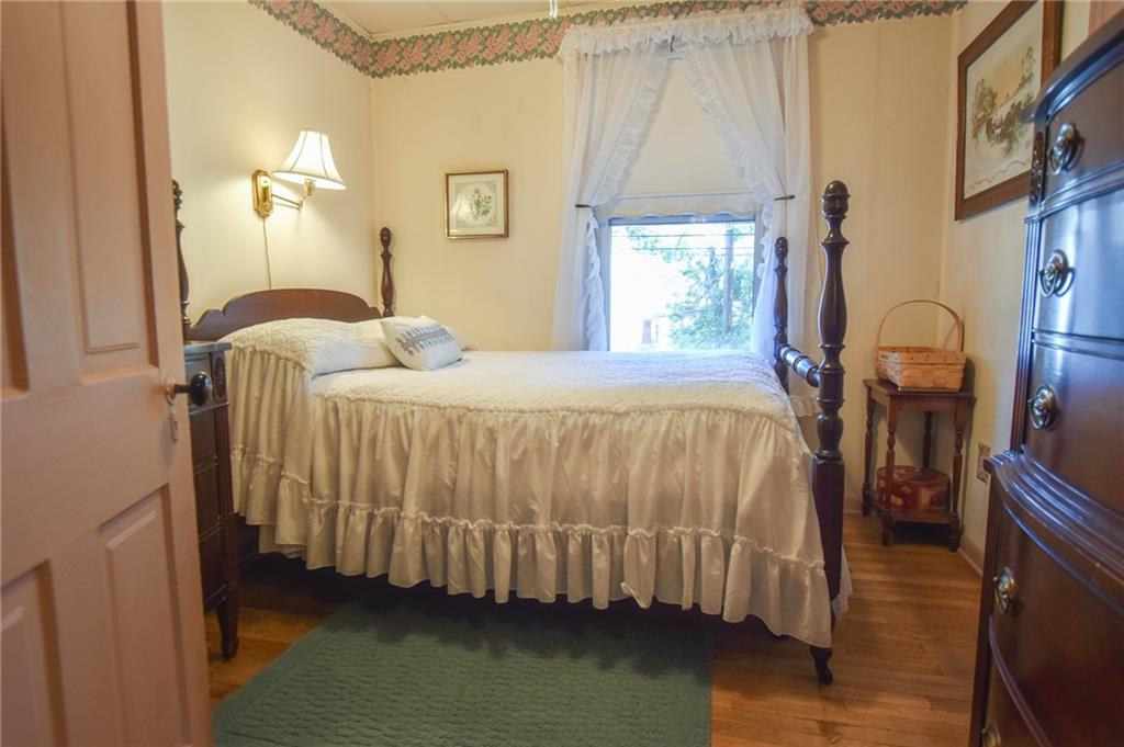 315 4th Street Freeport, PA 16229 - Photo 10 of 17 a bedroom with a bed and a window