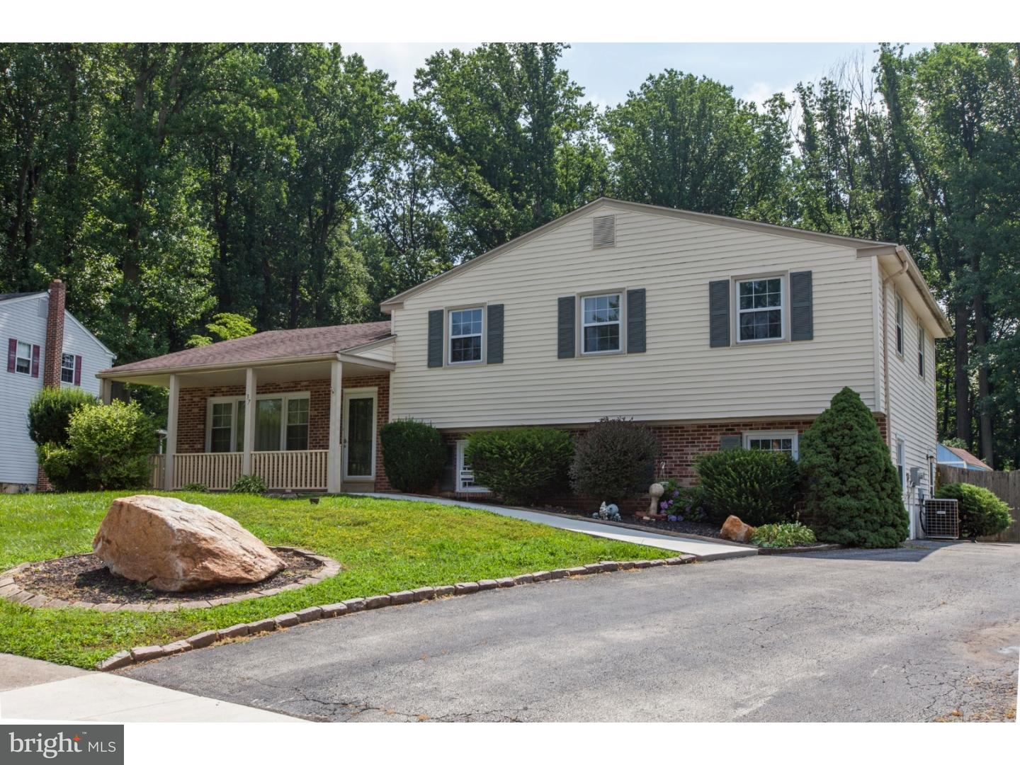 37 Morgan Road Aston, PA 19014 - Photo 5 of 24 Gallery Image 5