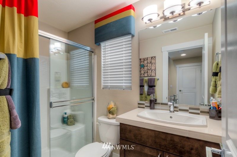 19804 Meridian Place West, Unit 3 Bothell, WA 98012 - Photo 19 of 25 Gallery Image 19