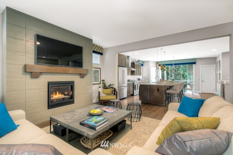 19804 Meridian Place West, Unit 3 Bothell, WA 98012 - Photo 4 of 25 Gallery Image 4