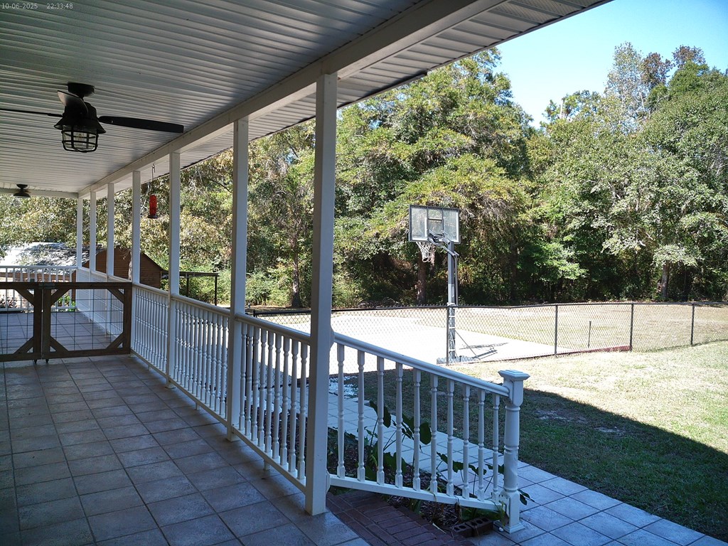 12543 Harrelson Loop Andalusia, AL 36420 - Photo 13 of 52 Back porch