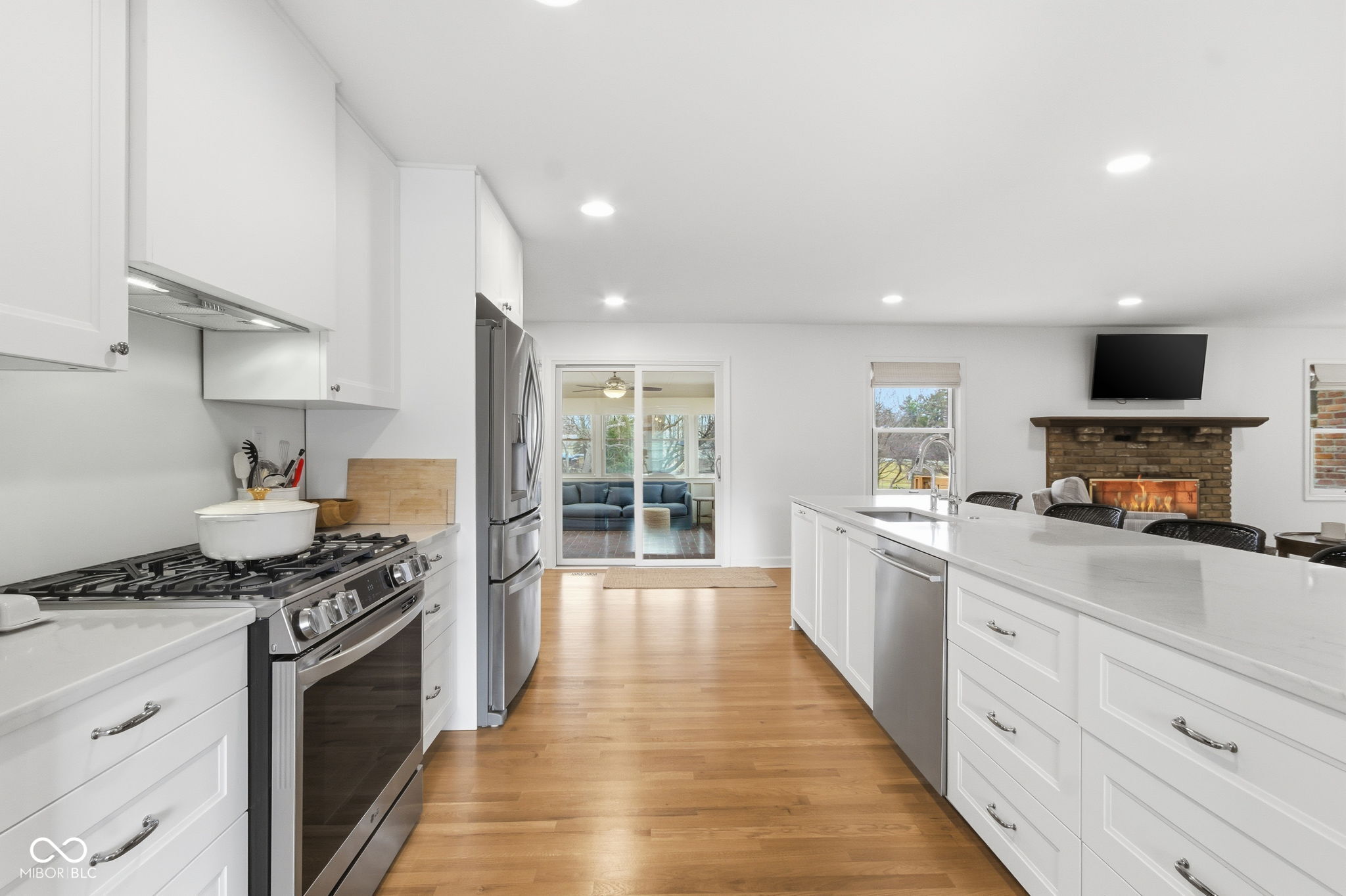 12737 Wembly Road Carmel, IN 46033 - Photo 19 of 60