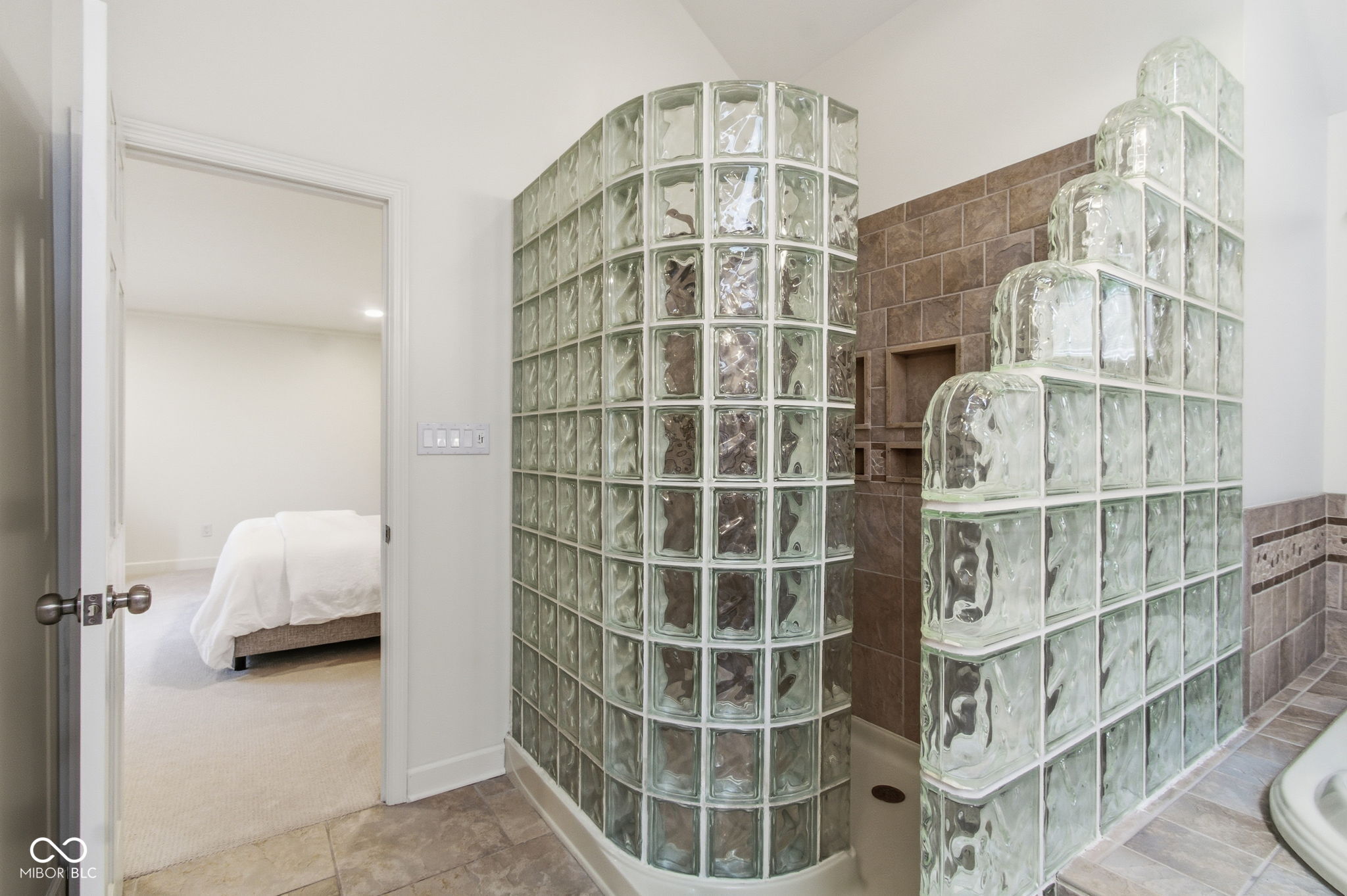 12737 Wembly Road Carmel, IN 46033 - Photo 39 of 60