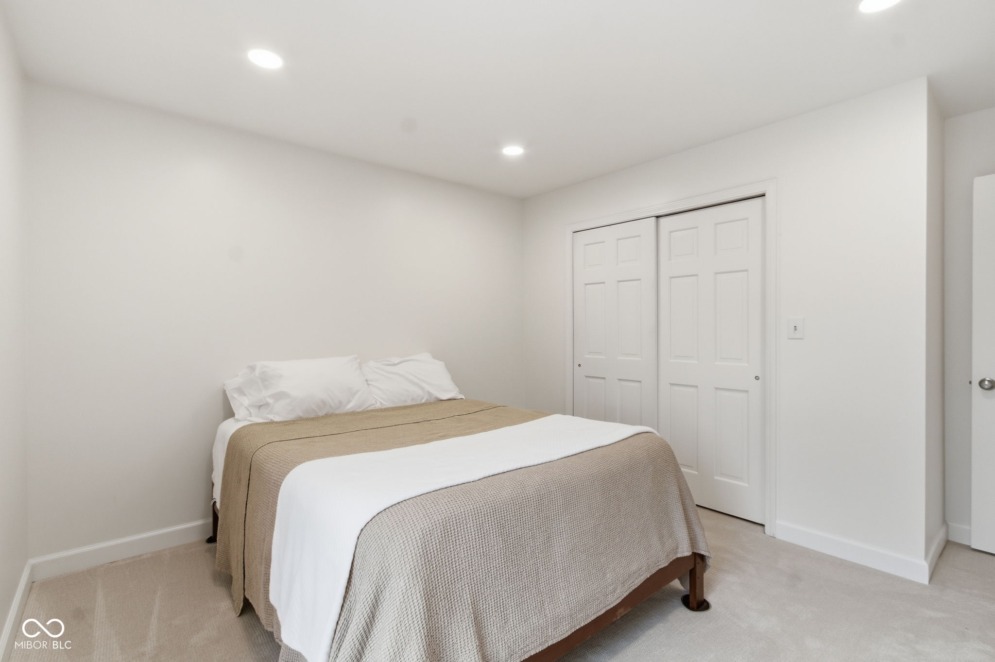 12737 Wembly Road Carmel, IN 46033 - Photo 46 of 60