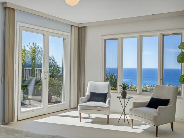 $4,299,000 | 6424 El Camino Del Teatro, La Jolla, CA 92037