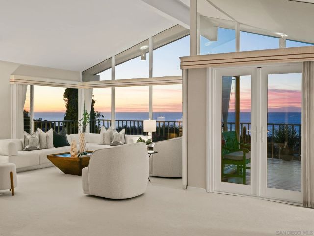 $4,299,000 | 6424 El Camino Del Teatro, La Jolla, CA 92037