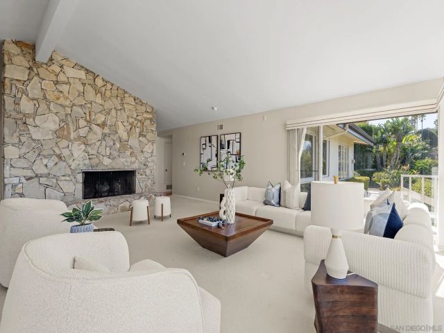 $4,299,000 | 6424 El Camino Del Teatro, La Jolla, CA 92037