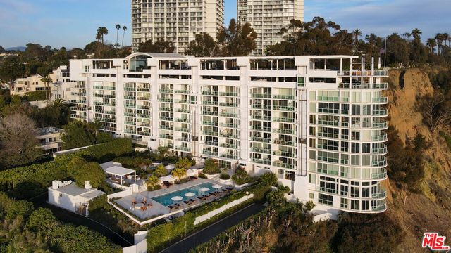 $2,890,000 | 101 Ocean Avenue, Unit D402, Santa Monica, CA 90402