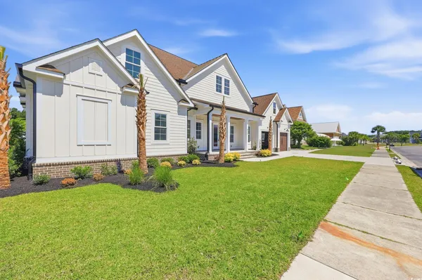 $990,900 | 522 Cedar Grove Lane, Myrtle Beach, SC 29579