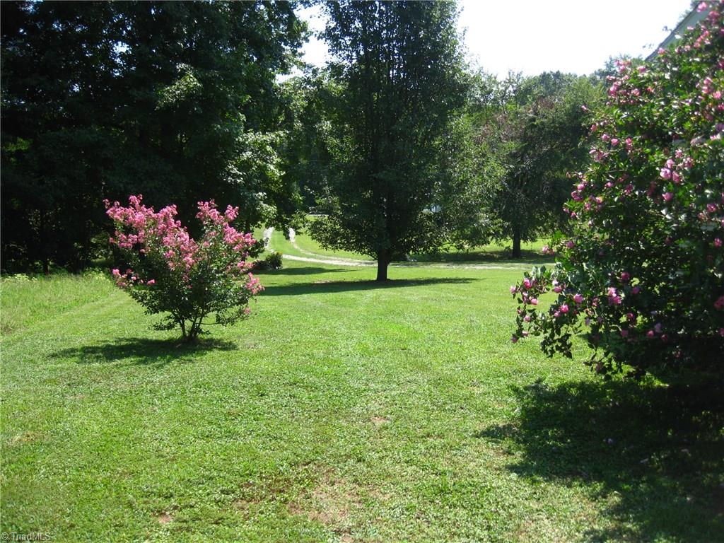 1208 Foxfire Road Asheboro, NC 27205 - Photo 3 of 27 Gallery Image 3