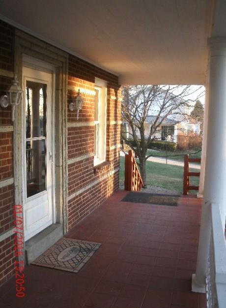 782 Elk Avenue Rochester, PA 15074 - Photo 3 of 23 full front porch
